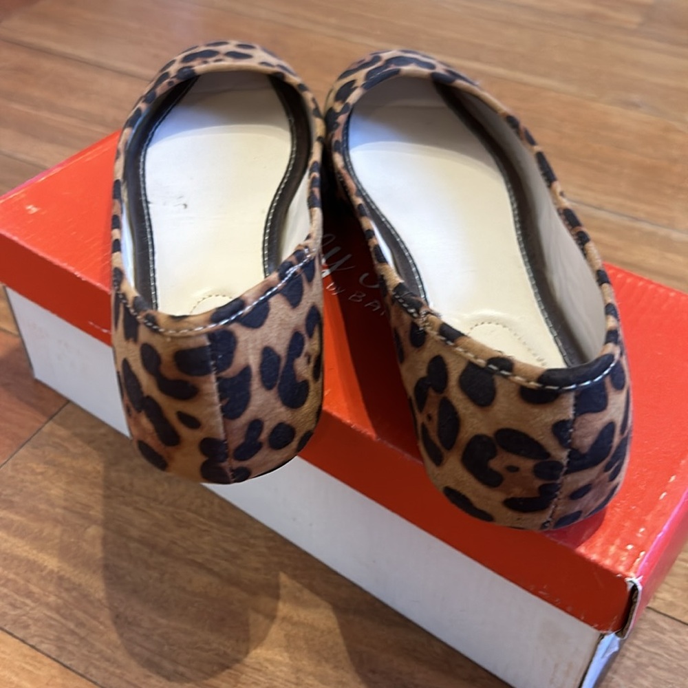 Leopard Print Flats - Picture 3 of 7